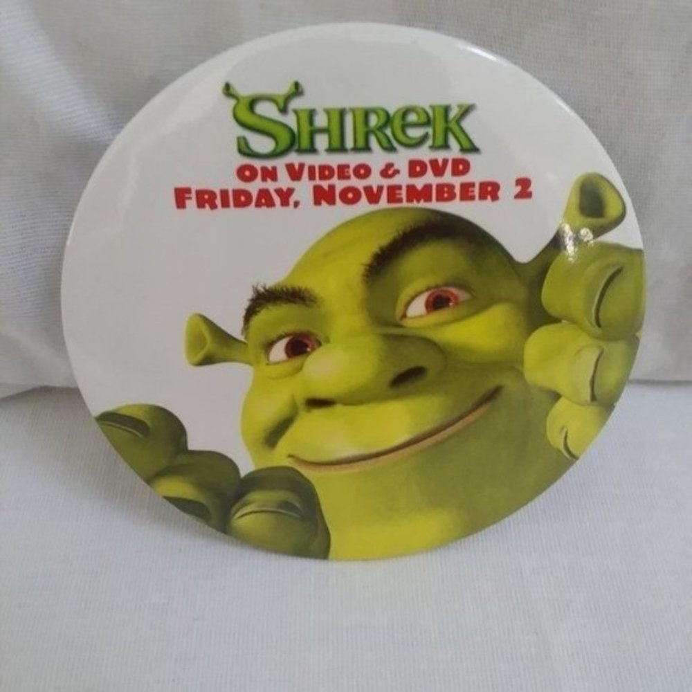 Vintage Shrek MOVIE Pin 2001 Promo Button  Green Ogre Blockbuster Video DVD Ad